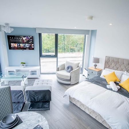 Excellent Studio Balcony Apartment In 셰필드 외부 사진